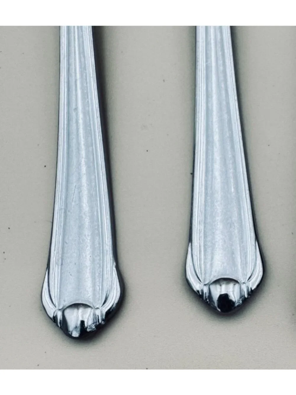 Mikasa CLASSICO SATIN 5 Piece Place Setting Stainless Steel Flatware
